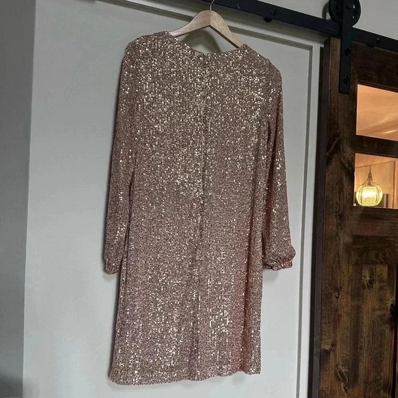 NWT Preston & York Rosa Sequin Shift Dress "Time to Sleigh" in Gold size 8 - Picture 4 of 12
